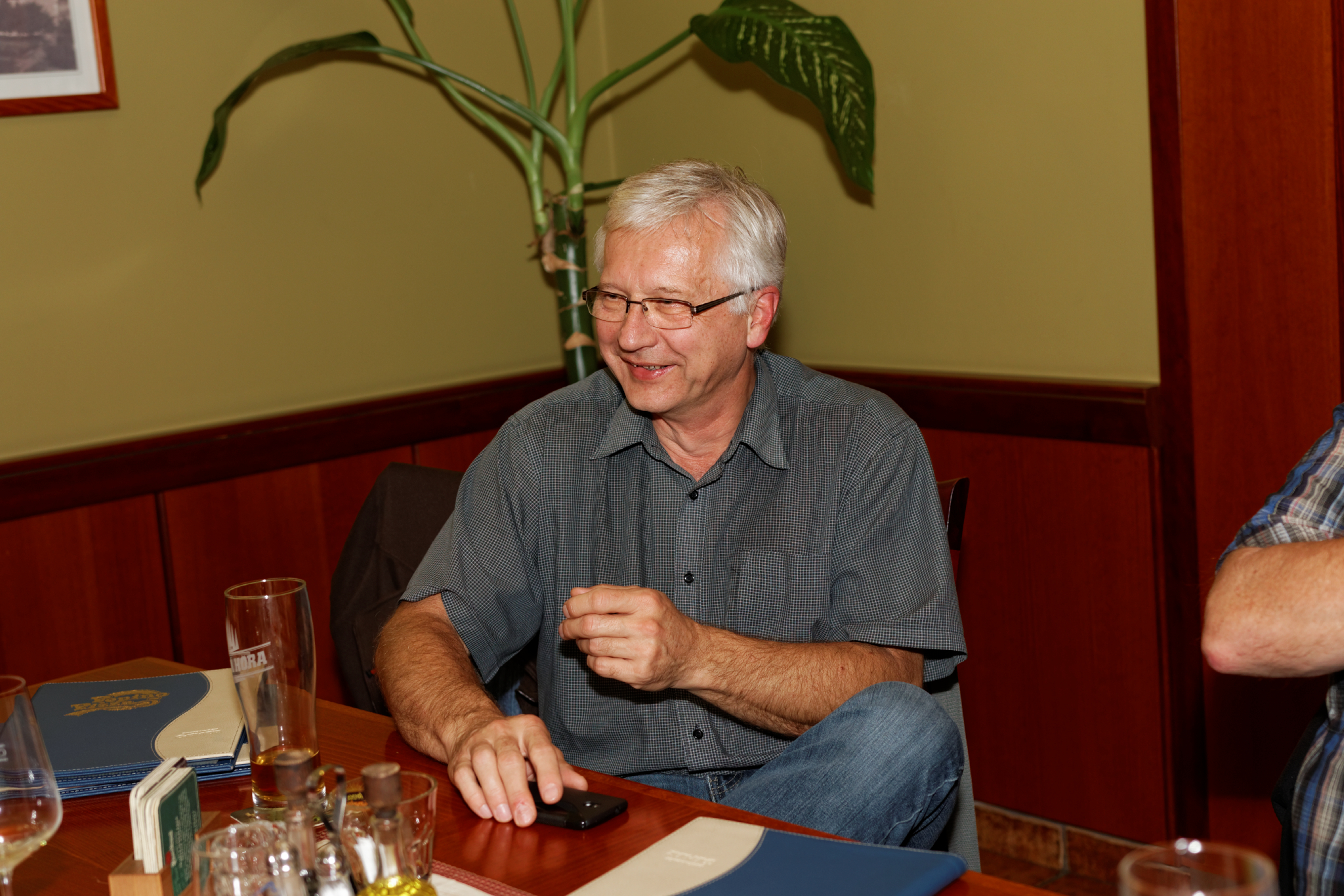 Album image copied from https://lh3.googleusercontent.com/-6e_RL1k9ZUs/VhQZtjFA_sI/AAAAAAAB6_0/2cqtd9VJZ-4q4uQJKg14-VNmEJg_vsKqQCLABGAYYCw/s0-U-I/IMG_6647_DxO_web.jpg