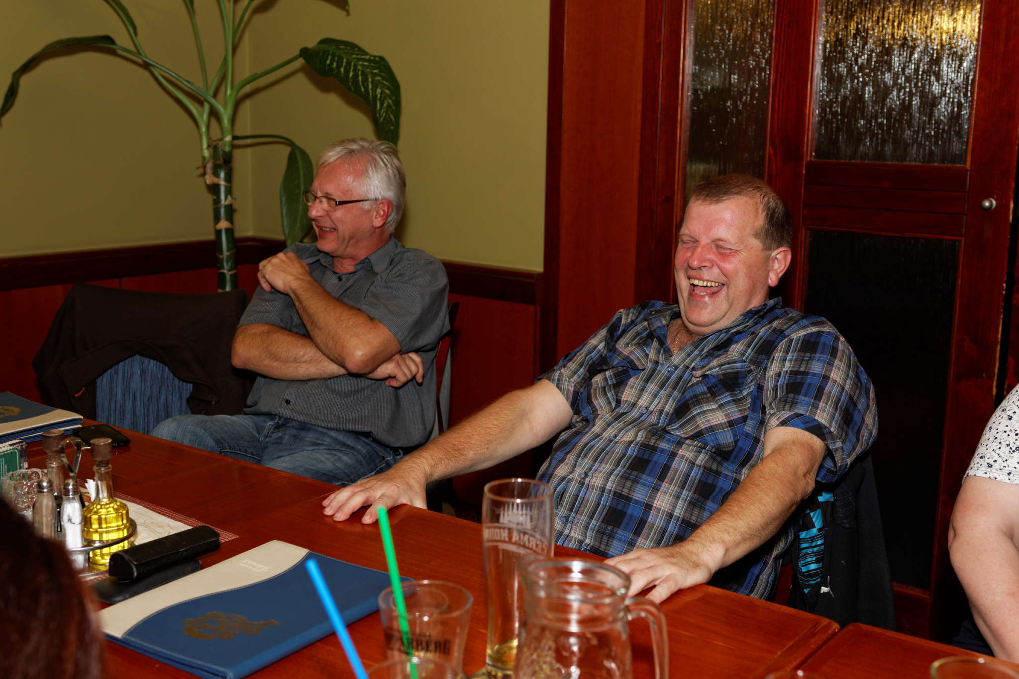 Album image copied from https://lh3.googleusercontent.com/-Gv_mzNJlCEc/VhQZ9dvf4xI/AAAAAAAB6_0/hrT0xZzK8pYEIVu74TmKeojW9EnLlJQNQCLABGAYYCw/s0-U-I/IMG_6652_DxO_web.jpg