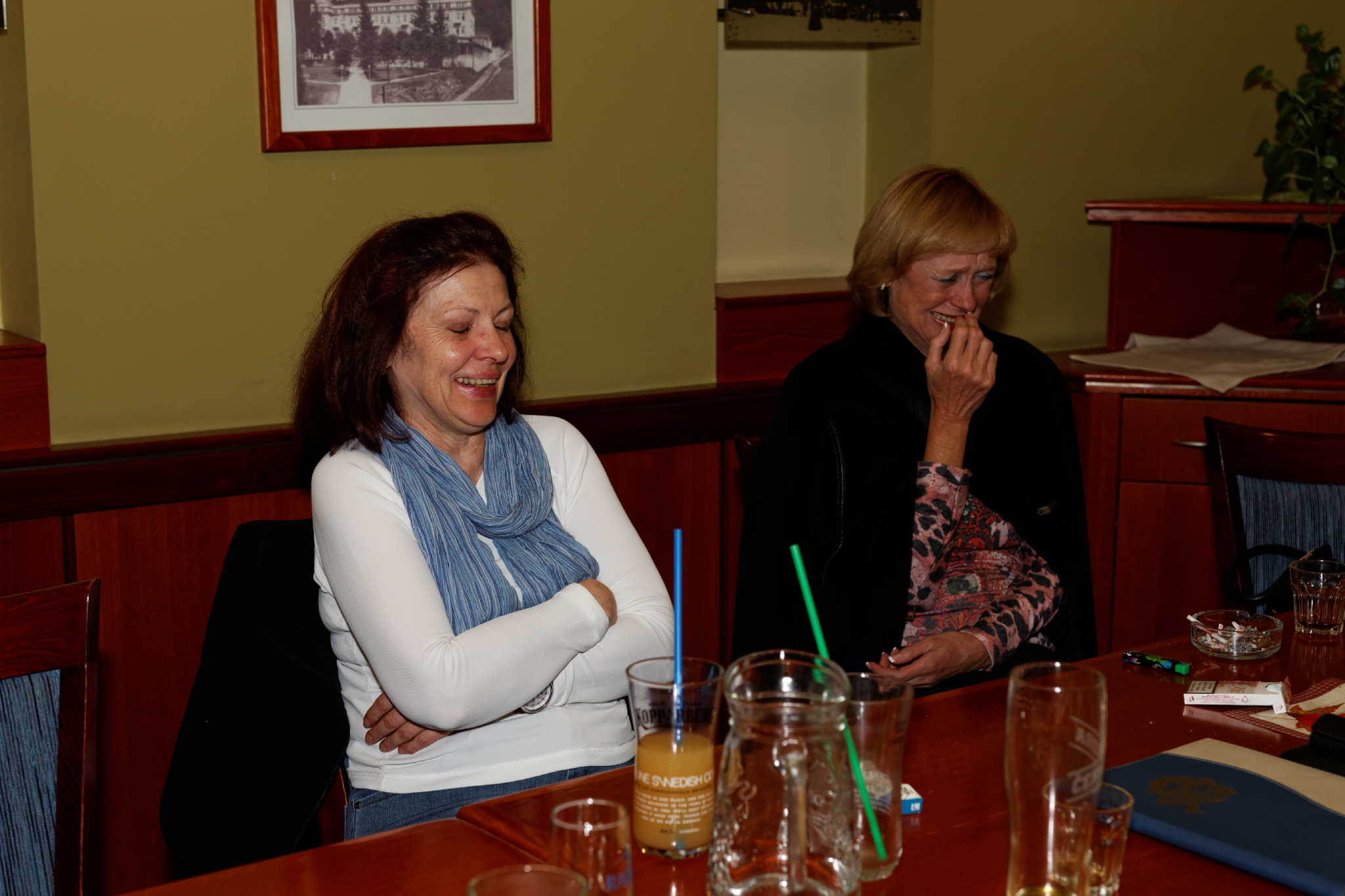 Album image copied from https://lh3.googleusercontent.com/-qMqj55m2uak/VhQaUiQhnOI/AAAAAAAB6_0/W80l1x6iWQYgZAKD4ZJoDLyVGRitCw4KwCLABGAYYCw/s0-U-I/IMG_6656_DxO_web.jpg