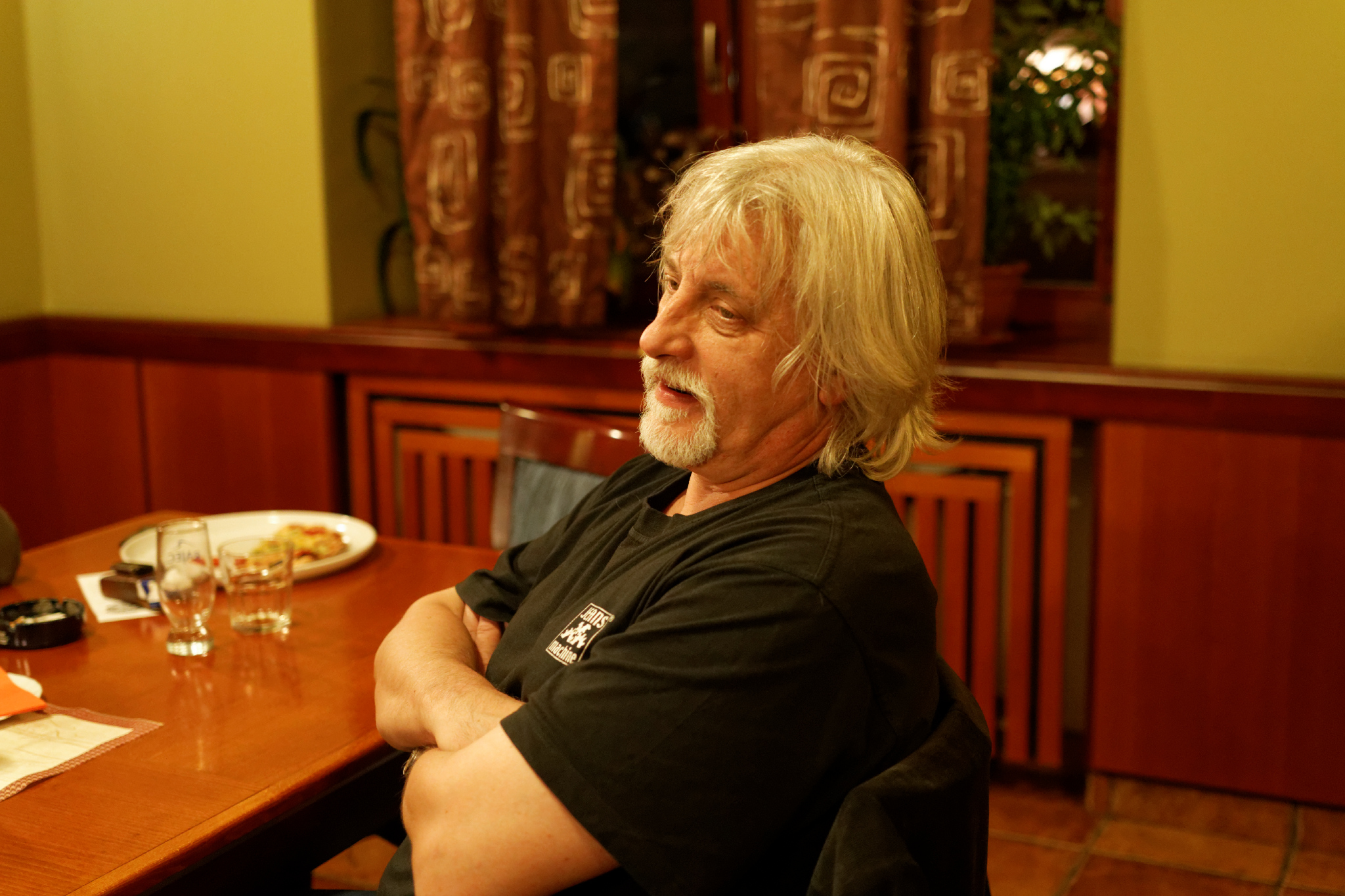 Album image copied from https://lh3.googleusercontent.com/-D6sGEhBVv1g/VhQa4wZg7FI/AAAAAAAB6_0/0pJR9iifn8Eq2H2s3oIOh1k3XkH47dUewCLABGAYYCw/s0-U-I/IMG_6669_DxO_web.jpg