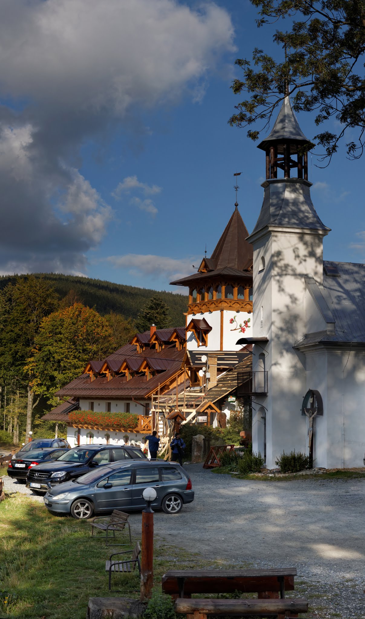 Album image copied from https://lh3.googleusercontent.com/-GxEYNKM84HA/VhQkC6TIQII/AAAAAAAB9oU/6nwXFZ6LciIiupmO1XUBKLAn3jIxidZuQCLABGAYYCw/s0-U-I/IMG_6758_DxO_web%2BPanorama.jpg